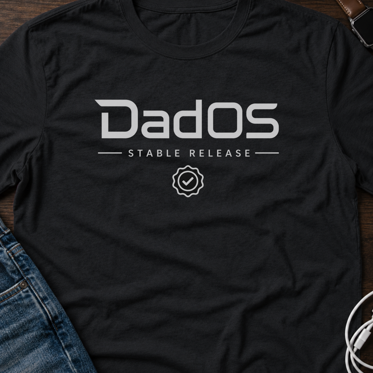 DadOS Basic T-Shirt